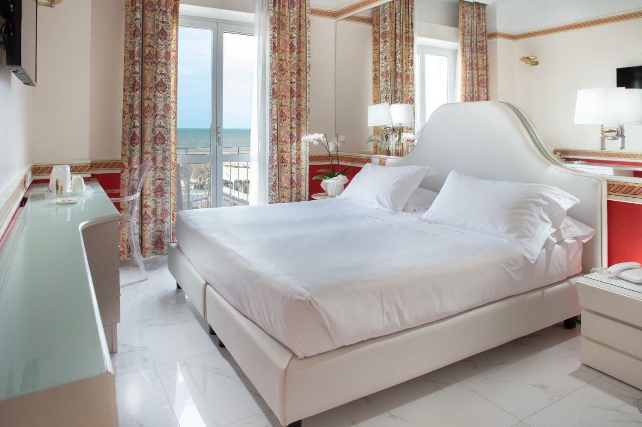 Milton 4* Rimini
