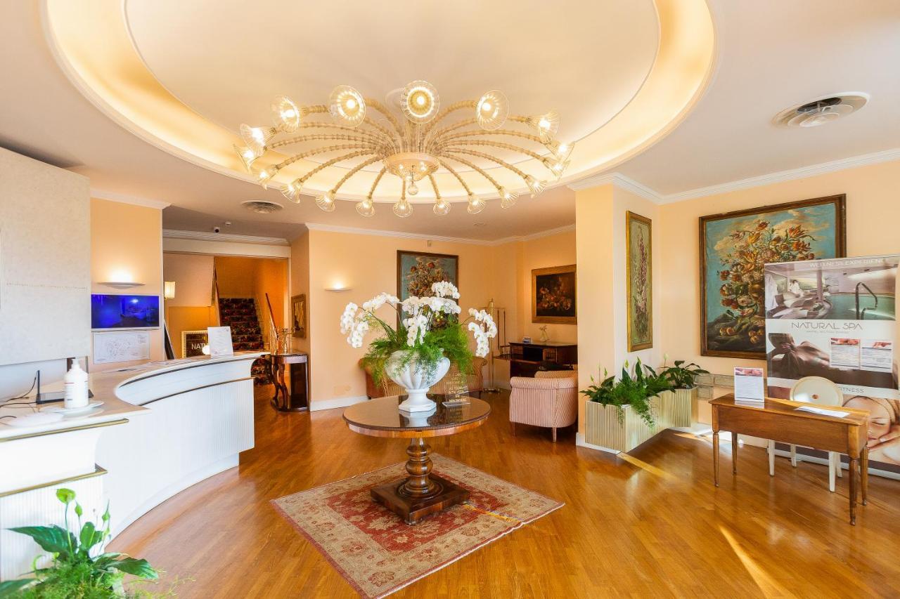 Hotel Milton 4*